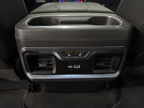Used 2023 GMC Sierra 1500 SLT w/ SLT Convenience Package AWD/4WD image 22