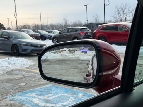 Used 2014 Ford Fusion Energi Titanium w/ Driver Assist Package image 40