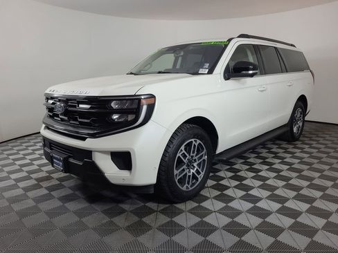 Used 2025 Ford Expedition Max Active image 7