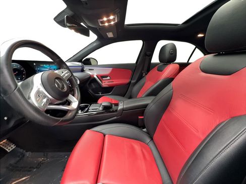 Used 2022 Mercedes-Benz A 220 image 19