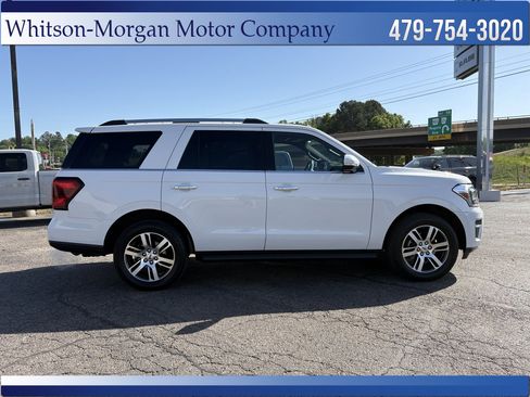 Used 2024 Ford Expedition Limited RWD image 4