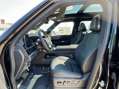 New 2026 INFINITI QX80 Autograph w/ Premium Cargo Package image 28