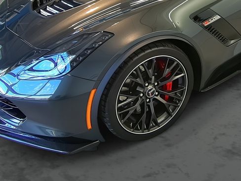 Used 2019 Chevrolet Corvette Z06 image 7