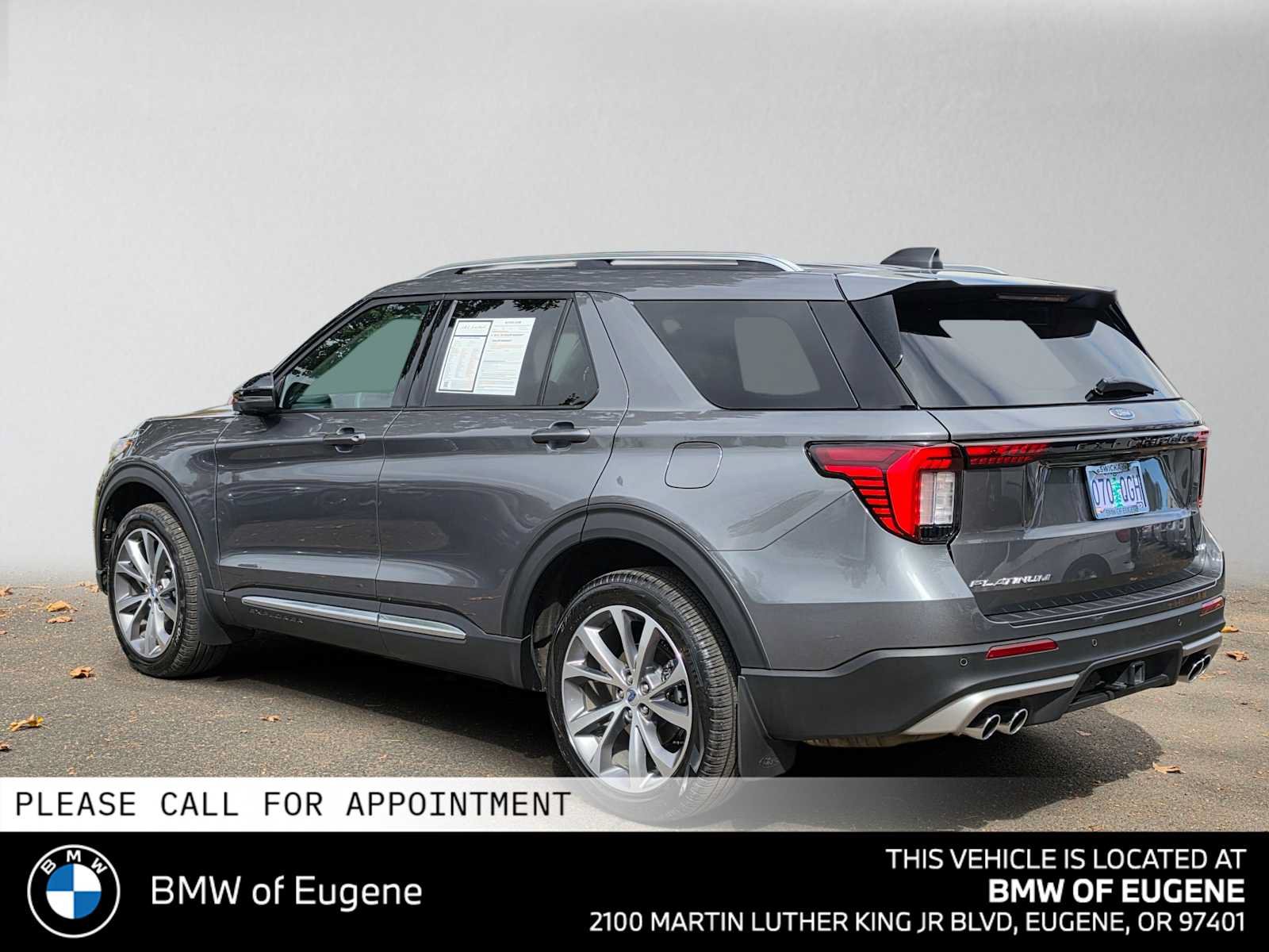 Used 2025 Ford Explorer Platinum w/ Ultimate Package AWD/4WD image 5