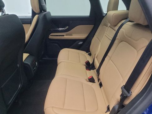 Used 2020 Lincoln Corsair Reserve w/ Elements Package FWD image 18