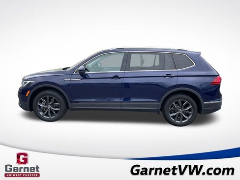 Used 2023 Volkswagen Tiguan SE image 2