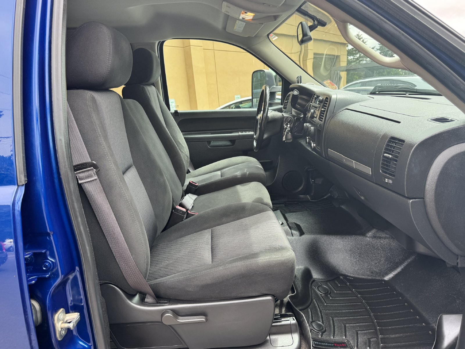 Used 2014 Chevrolet Silverado 2500 LT AWD/4WD image 18