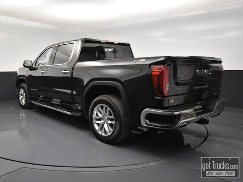 Used 2022 GMC Sierra 1500 SLT image 4