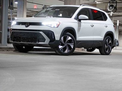 New 2025 Volkswagen Taos SE