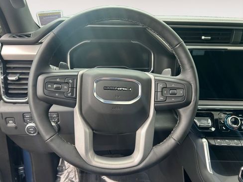 Used 2024 GMC Sierra 1500 Denali AWD/4WD image 15