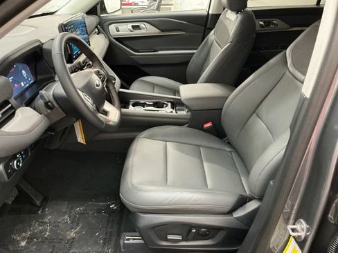 New 2026 Ford Explorer Active w/ Active Comfort Package AWD/4WD image 14