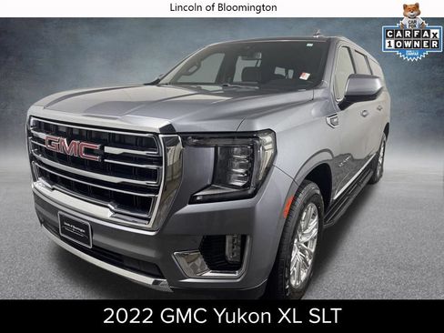 Used 2022 GMC Yukon XL SLT AWD/4WD image 1