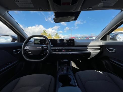 Used 2025 Kia K4 FWD image 28