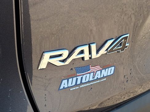 Certified 2024 Toyota RAV4 XLE image 30