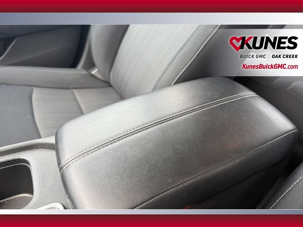 Used 2024 Nissan Sentra SV FWD image 30