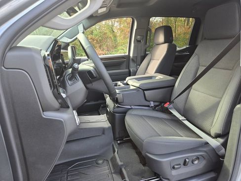 New 2026 GMC Sierra 1500 SLE AWD/4WD image 13