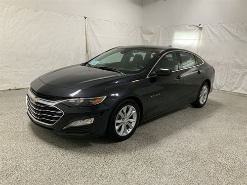 Used 2023 Chevrolet Malibu LT image 2