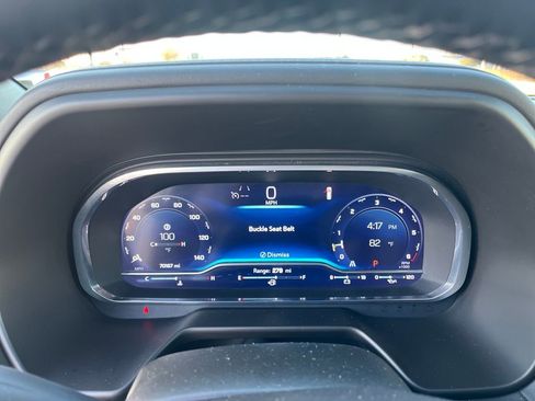 Used 2024 Chevrolet Suburban LT image 19