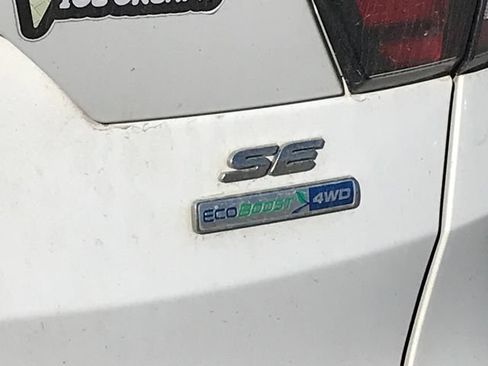 Used 2018 Ford Escape SE AWD/4WD image 3
