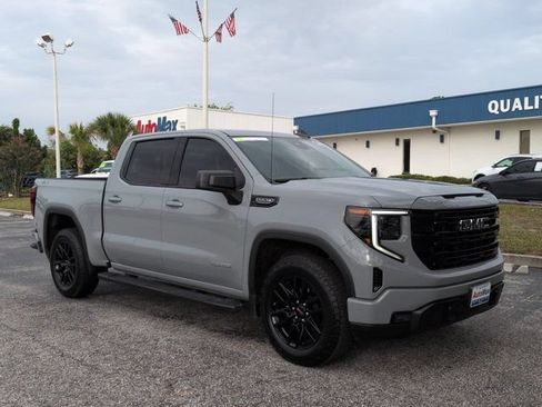 Used 2024 GMC Sierra 1500 Elevation w/ Preferred Package AWD/4WD image 2