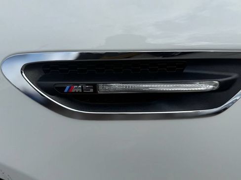 Used 2016 BMW M5 RWD image 10