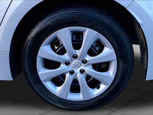 Used 2024 Toyota Corolla LE FWD image 11