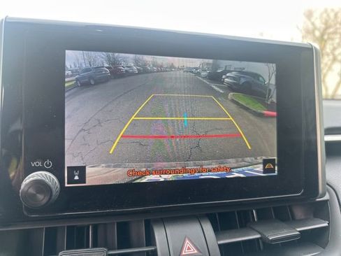 Used 2023 Toyota RAV4 XLE image 9