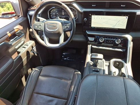Used 2023 GMC Sierra 1500 Denali AWD/4WD image 14
