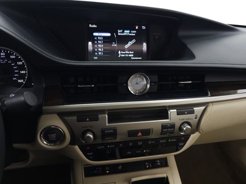 Used 2015 Lexus ES 350 w/ Premium Package image 19