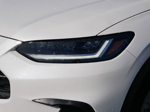 Certified 2026 Honda HR-V LX image 16