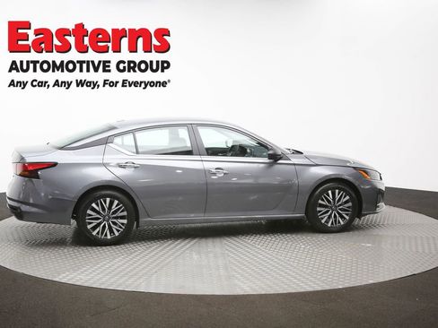 Used 2025 Nissan Altima 2.5 SV image 43