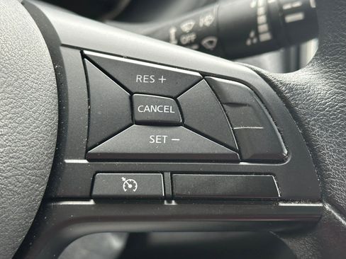 Used 2023 Nissan Kicks S image 29