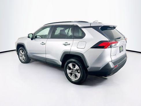 Used 2025 Toyota RAV4 XLE FWD image 5