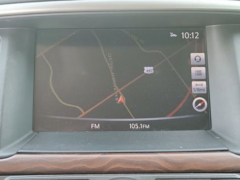 Used 2017 Nissan Pathfinder Platinum image 28