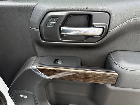 Used 2021 GMC Sierra 1500 Elevation w/ Preferred Package image 41