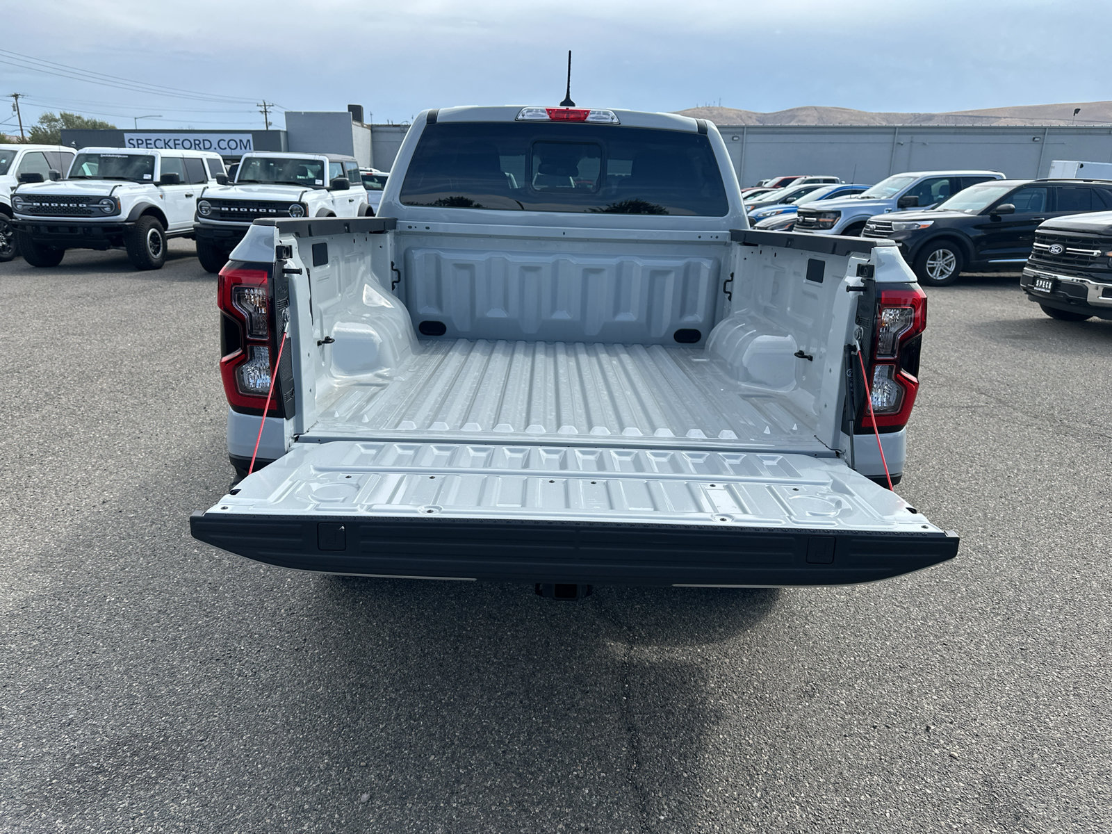 New 2026 Ford Ranger XLT w/ Trailer Tow Package AWD/4WD image 8