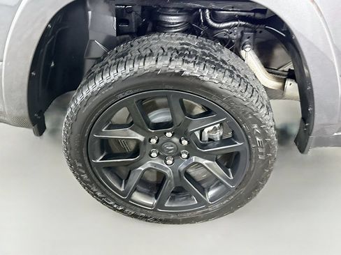 Used 2026 RAM 1500 Laramie w/ Night Edition AWD/4WD image 40