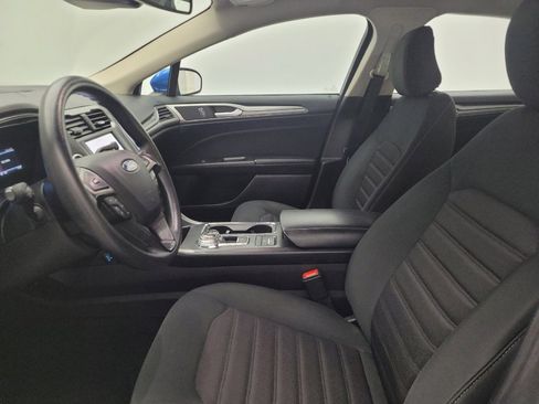 Used 2020 Ford Fusion SE image 17