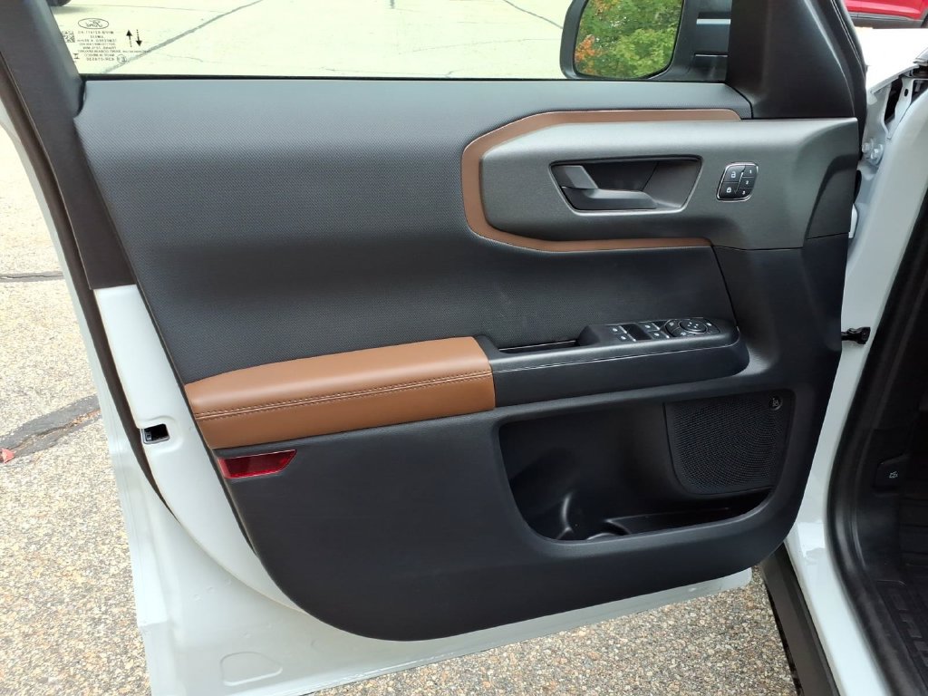New 2026 Ford Bronco Sport Outer Banks w/ Outer Banks Tech Package+ AWD/4WD image 17