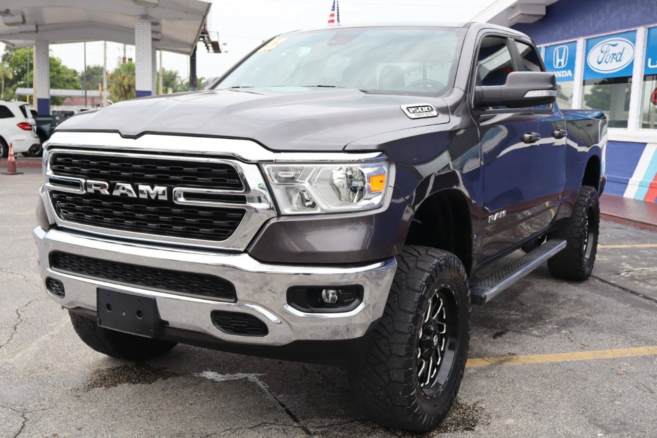 Used 2022 RAM 1500 Big Horn RWD image 9
