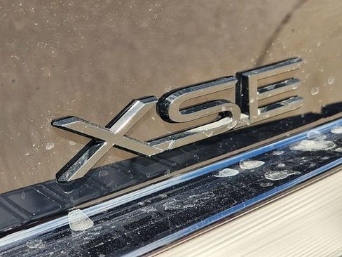 New 2026 Toyota Prius Plug-In Hybrid FWD image 8