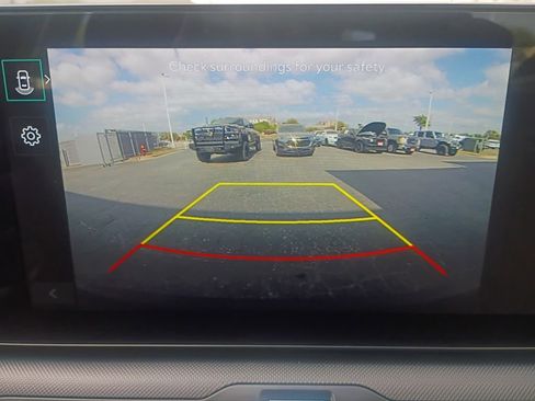 Used 2025 Kia K4 LXS image 9