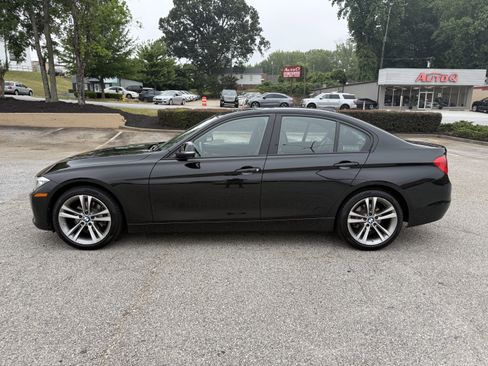 Used 2014 BMW 328i xDrive Sedan AWD/4WD image 2