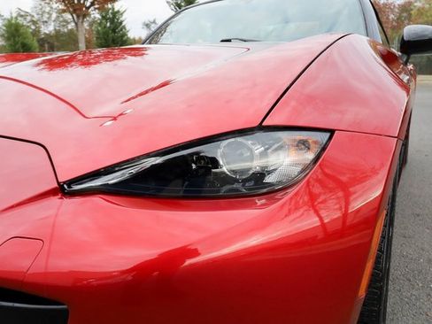 Used 2016 MAZDA MX-5 Miata Sport image 18