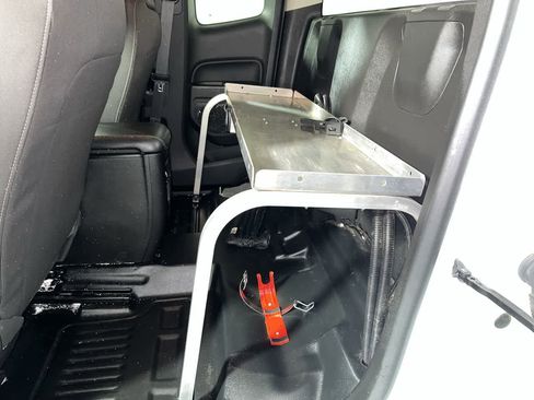 Used 2022 Chevrolet Colorado LT w/ Fleet Safety Package image 26