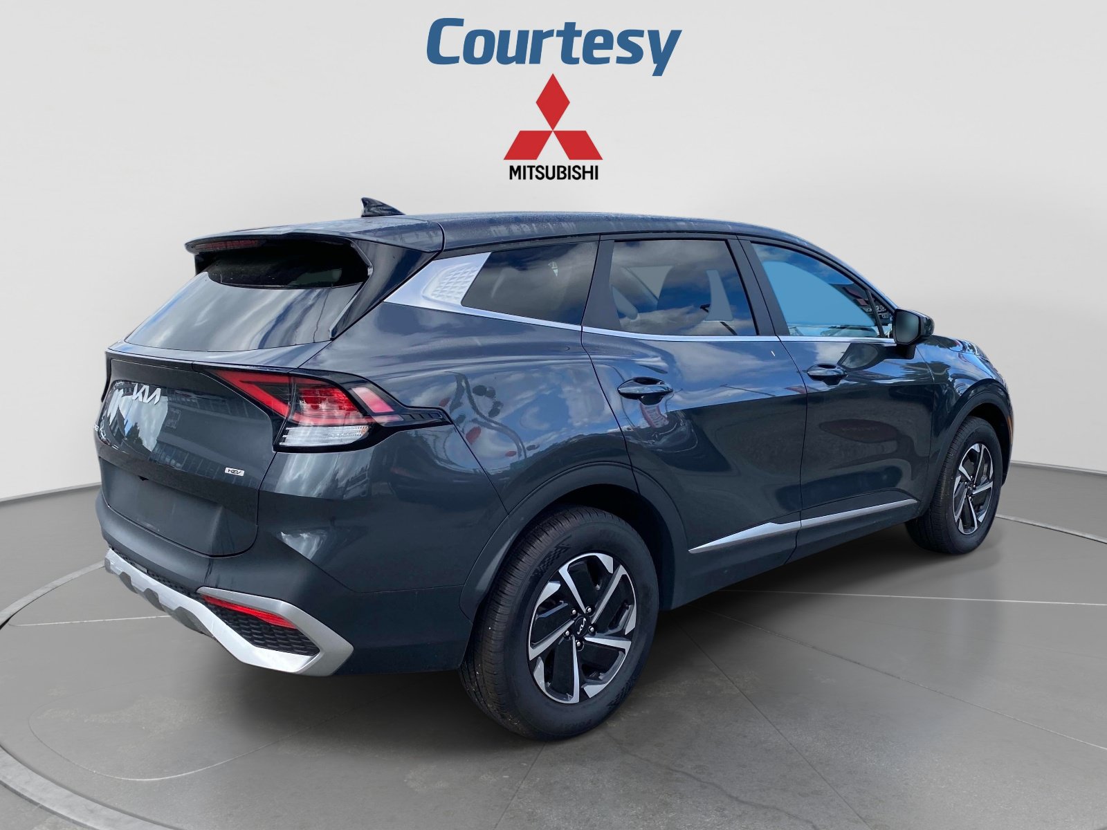 Used 2023 Kia Sportage LX AWD/4WD image 5