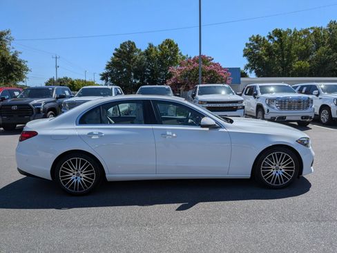 Used 2023 Mercedes-Benz C 300 4MATIC Sedan image 2