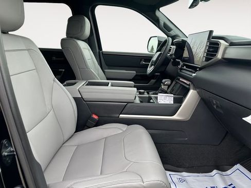 New 2026 Toyota Tundra Limited AWD/4WD image 15