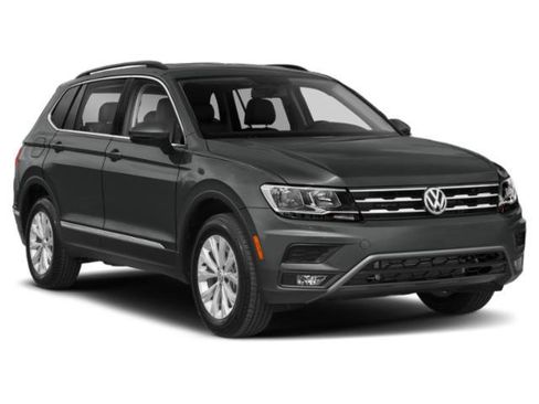 Used 2021 Volkswagen Tiguan SE FWD image 6