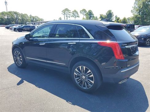 Used 2017 Cadillac XT5 Premium Luxury image 4